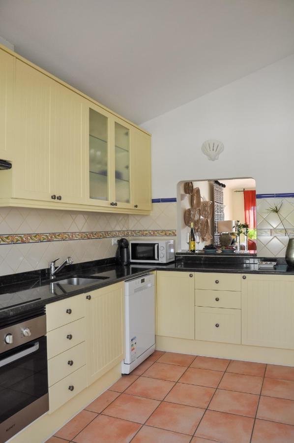 Casa Silwa - Chic 2Br Townhouse Duplex, 5Min To Beach & Pool Ferragudo  Exteriör bild